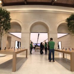 Apple Store