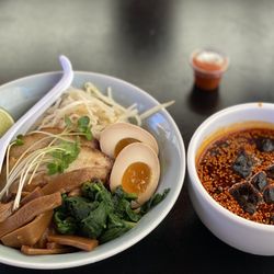 HiroNori Craft Ramen - Cold dipping noodle - it will leave a little tingle on your tongue which I crave for from time to time