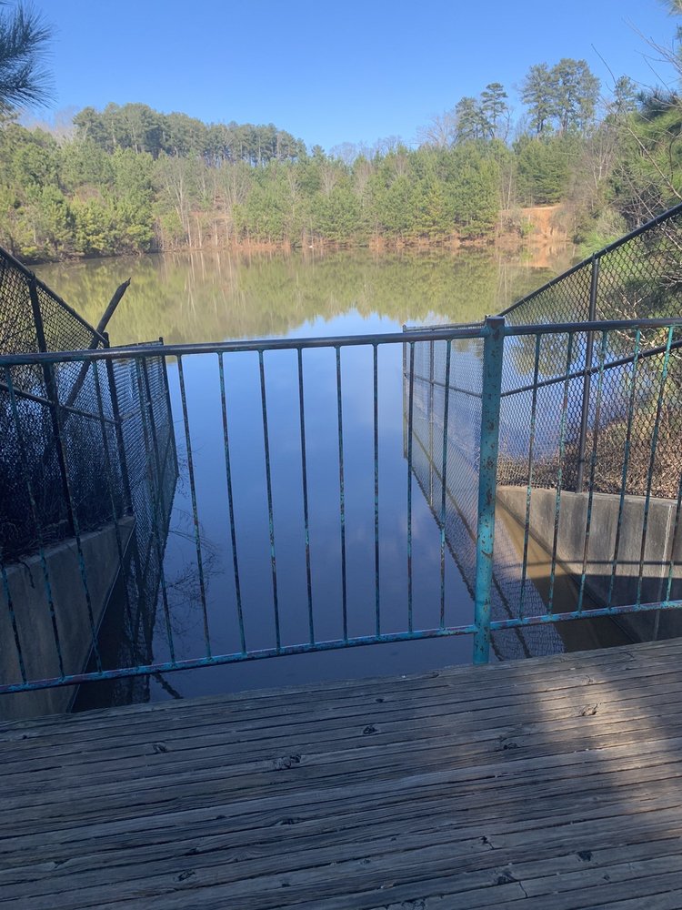 GRAVES PARK Updated September 2024 33 Photos & 11 Reviews 1540 Graves Rd, Norcross