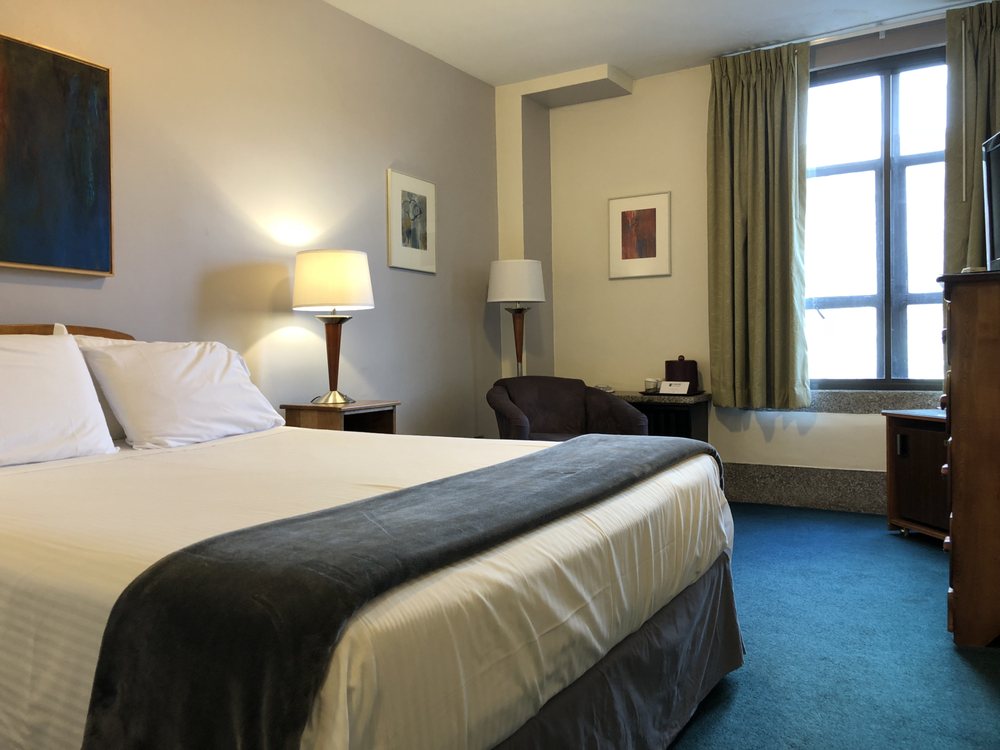 Latchis Hotel, Brattleboro Roadtrippers