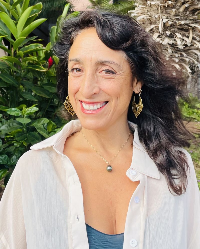 Jennevieve Ybarra - grief counselor in Oakland, CA