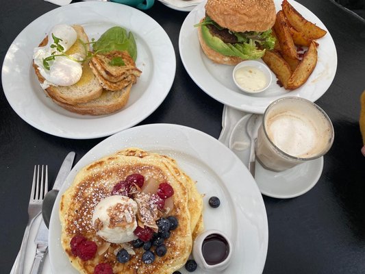 Lily's Pad Cafe by null