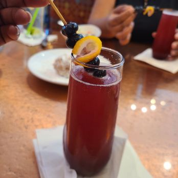 Another Broken Egg Cafe - Lemon blueberry mimosas - Breakfast & Brunch Near Me - The Colony, Texas