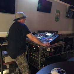 Halftime Sports Bar & Music Venue - 6 beers for one sound guy?