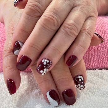 Beverly Hills Nail Boutique - Nail Technicians Near Me - Tottenham, Ontario