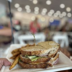 Cafe Destin - The Club