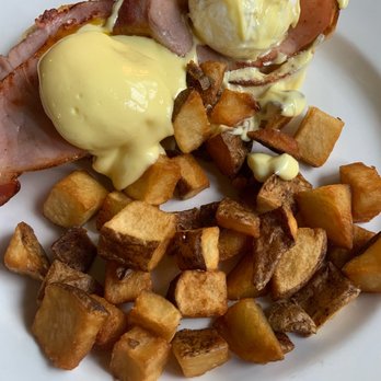 Thyme Square Cafe - Classic Eggs Benedict - Breakfast & Brunch Near Me - Quincy, Illinois