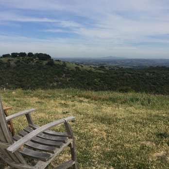 Calcareous Vineyard - Wine Tasting Room Near Me - Paso Robles, California Calcareous Vineyard - Wine Tasting Room Near Me - Paso Robles, California