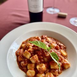 Invita Bistro