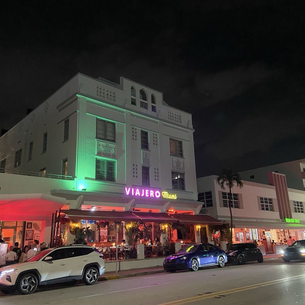 Viajero Hostels - Outside - Hostels Near Me - Miami Beach, Florida Viajero Hostels - Outside - Hostels Near Me - Miami Beach, Florida