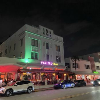 Viajero Hostels - Outside - Hostels Near Me - Miami Beach, Florida Viajero Hostels - Outside - Hostels Near Me - Miami Beach, Florida