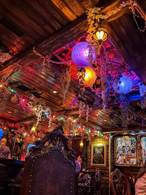 Stray Pirate - Tropical Cocktails & Effects by null