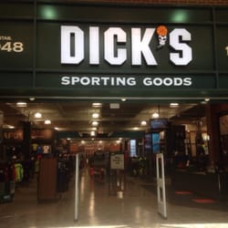DICK'S Sporting Goods