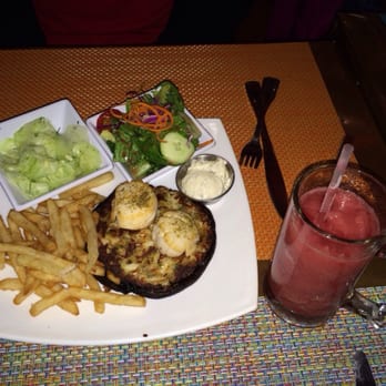 Bully Hill Vineyards - Crab cake portobello burger --amazing - Wineries Near Me - Hammondsport, New York