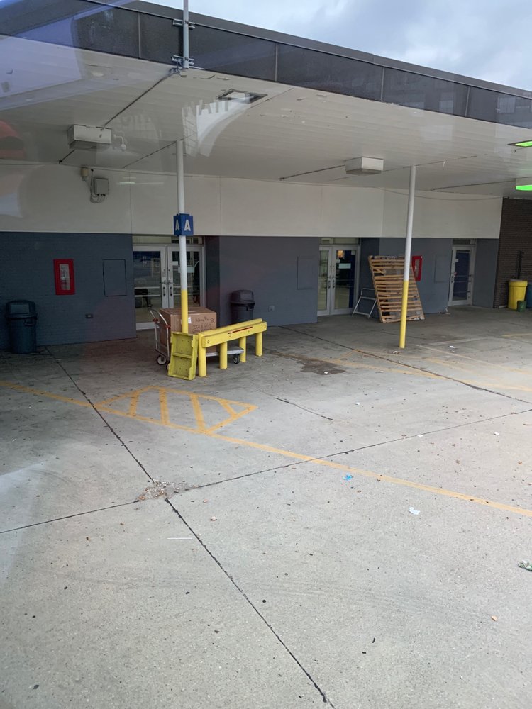 GREYHOUND BUS LINES 24 Photos & 70 Reviews 111 E. Town Street