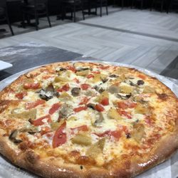 Mak’s Roast Beef & Pizza - Neapolitan pizza