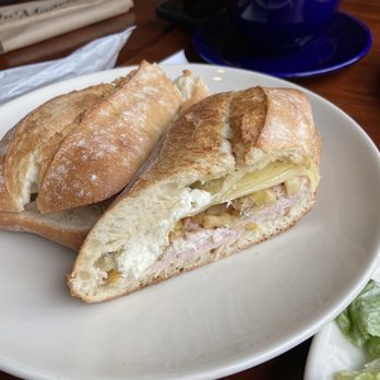 la Madeleine - Ham and Brie cheese and goat cheese sandwich - Breakfast & Brunch Near Me - Webster, Texas
