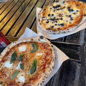 Piacere Wood Fired Pizza - Margherita Pizza and create your own - Pizza Near Me - Miami, Florida Piacere Wood Fired Pizza - Margherita Pizza and create your own - Pizza Near Me - Miami, Florida