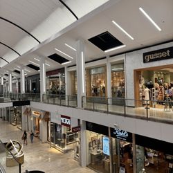 Westfield Garden State Plaza