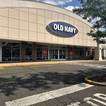 Old Navy - Men's Clothing Near Me - Watchung, New Jersey