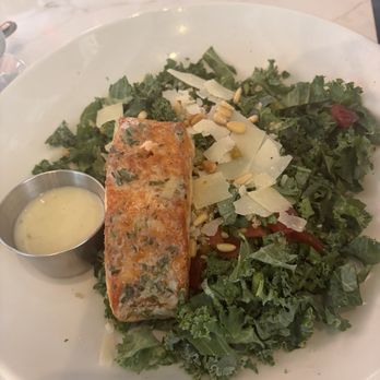Social Kitchen & Bar - New American Near Me - Birmingham, Michigan