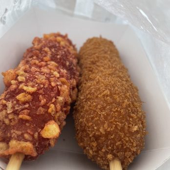 Seoul Hotdog - Hot Cheeto and the Mozza & Sauasage - Hot Dogs Near Me - Berkeley, California