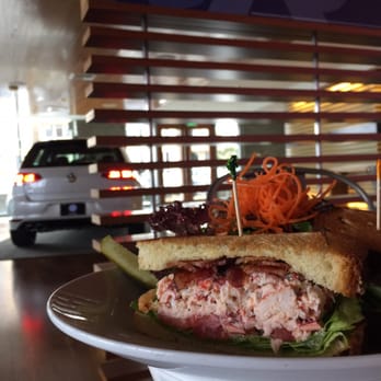 Tower 23 - The lobster sandwich is bomb! - San Diego, CA