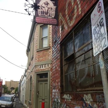 House of Burlesque - Just follow the signs! - Dance Schools Near Me - Melbourne, VIC