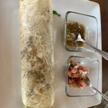 19.5 Km Restaurant - Vegetarian burritos with two salsas - Seafood Near Me - Cancún, ROO 19.5 Km Restaurant - Vegetarian burritos with two salsas - Seafood Near Me - Cancún, ROO