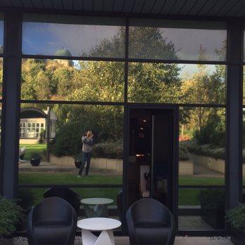 The Glasshouse, Autograph Collection - The rooftop garden sitting area outside the room. - Hotels Near Me - Edinburgh, EDH