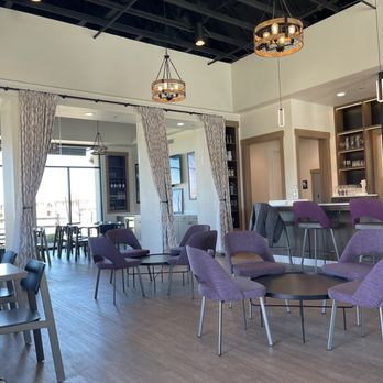 Zephyr Wine Bar - Wine Bars Near Me - Reno, Nevada