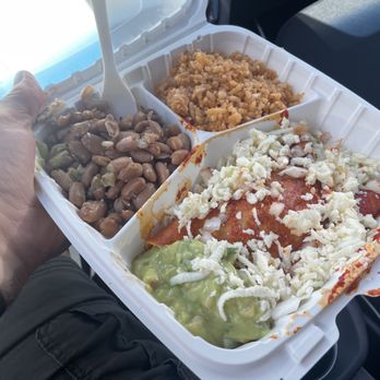 El Jalisciense - Chicken enchiladas! - Food Trucks Near Me - Kapolei, Hawaii El Jalisciense - Chicken enchiladas! - Food Trucks Near Me - Kapolei, Hawaii