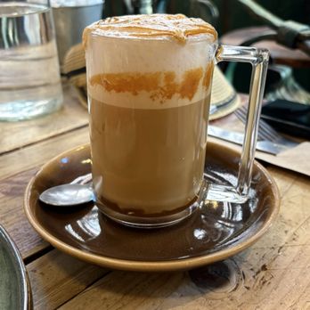 Nuage Café - Vanill latte - Coffee & Tea Near Me - Lyon, 69 Nuage Café - Vanill latte - Coffee & Tea Near Me - Lyon, 69