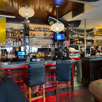 Wrights Findlater Howth - Pubs Near Me - Howth, D