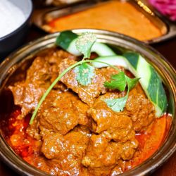 Laut - Beef rendang (@joeynht)
