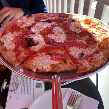 Juliana's - Margherita Pizza - Pizza Near Me - Brooklyn, New York Juliana's - Margherita Pizza - Pizza Near Me - Brooklyn, New York