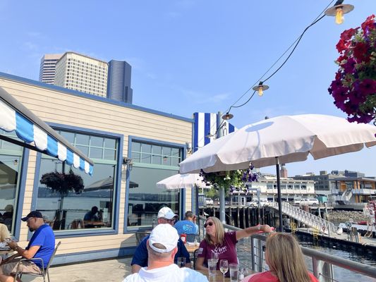 Ivar's Acres of Clams by null