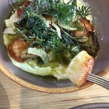 Husk - Scallops and grits - American Near Me - Charleston, South Carolina