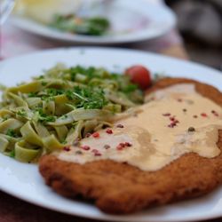 Eltviller Rosenstübchen - Very good and healthy options and nice outdoor vibe for a sunny day!