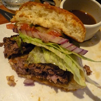 Yard House - 5 oz grilled burger - does not hold together well - Bars Near Me - Houston, Texas