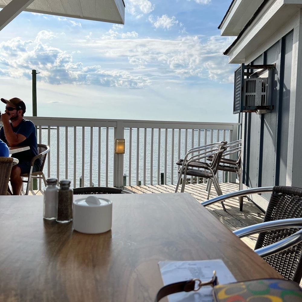 Sugar Creek Soundfront Restaurant