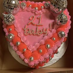 Flour Girls Bakery - Custom birthday cake