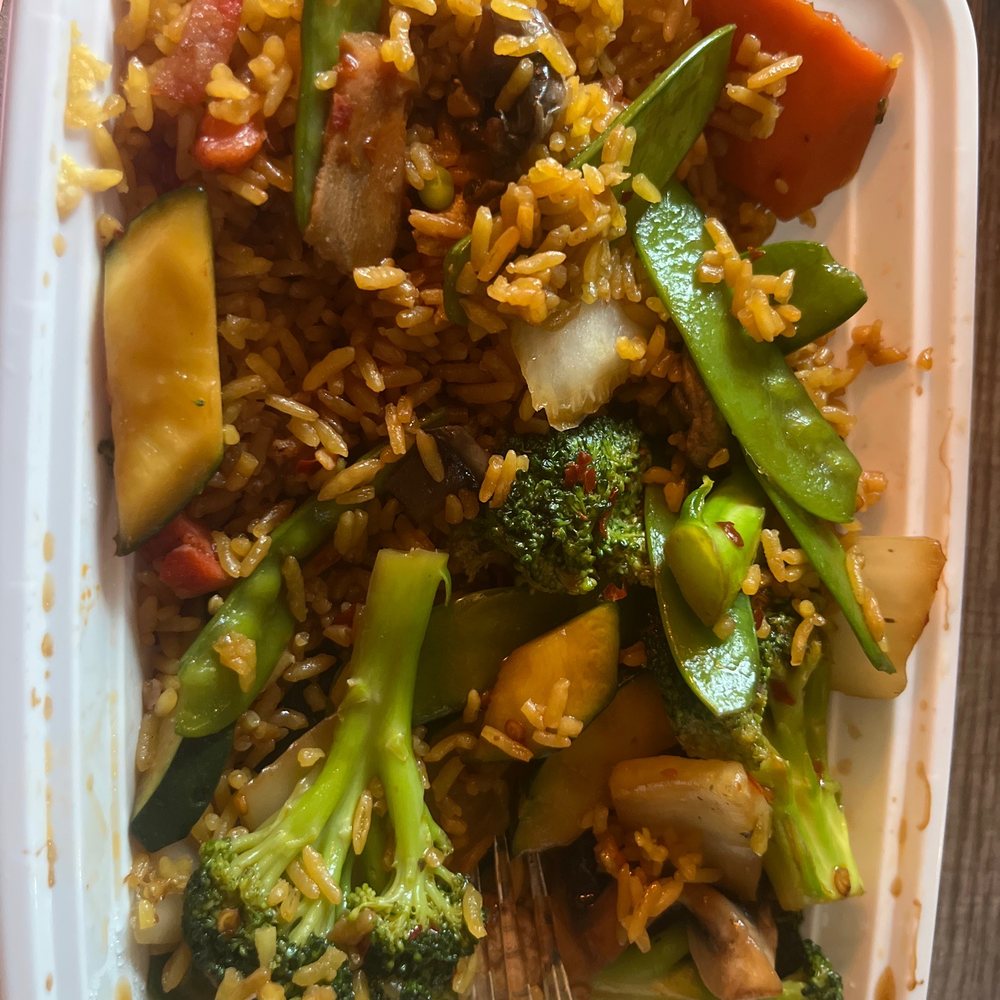 Mixed Vegetable and pork fried rice with king pao sauce