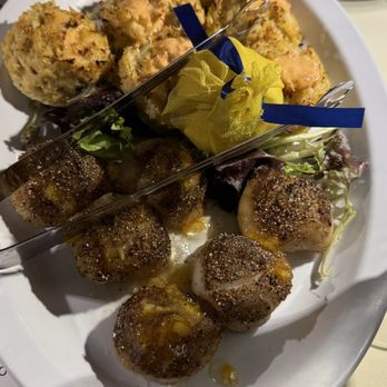 Hondo's - Platter One. Everyone loved the crabcakes and scallops. - Steakhouses Near Me - Glen Allen, Virginia