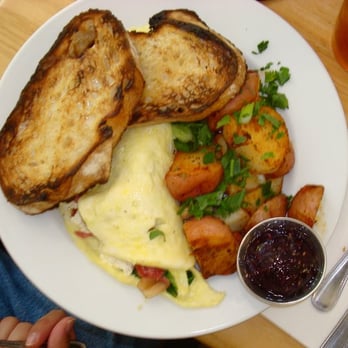 Tea Room Cafe - An omelet with potatoes and toast. - Coffee & Tea Near Me - Petaluma, California