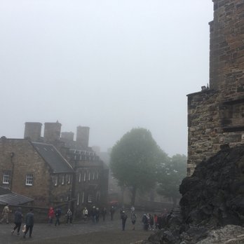 Edinburgh Castle - Landmarks & Historical Buildings Near Me - Edinburgh, EDH