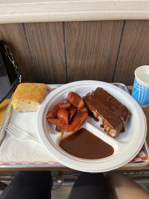 Hole In the Wall BBQ by null