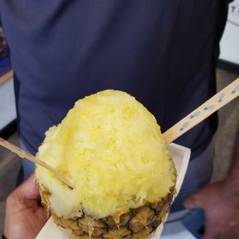 Maui Pineapple Store - Shaved pineapple ice - Accessories Near Me - Lahaina, Hawaii