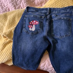 Stitch 6 to 6 - Embroidery