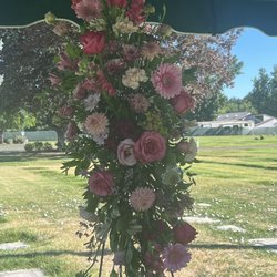 Yakima Floral - Floral arrangement for graveside memorial